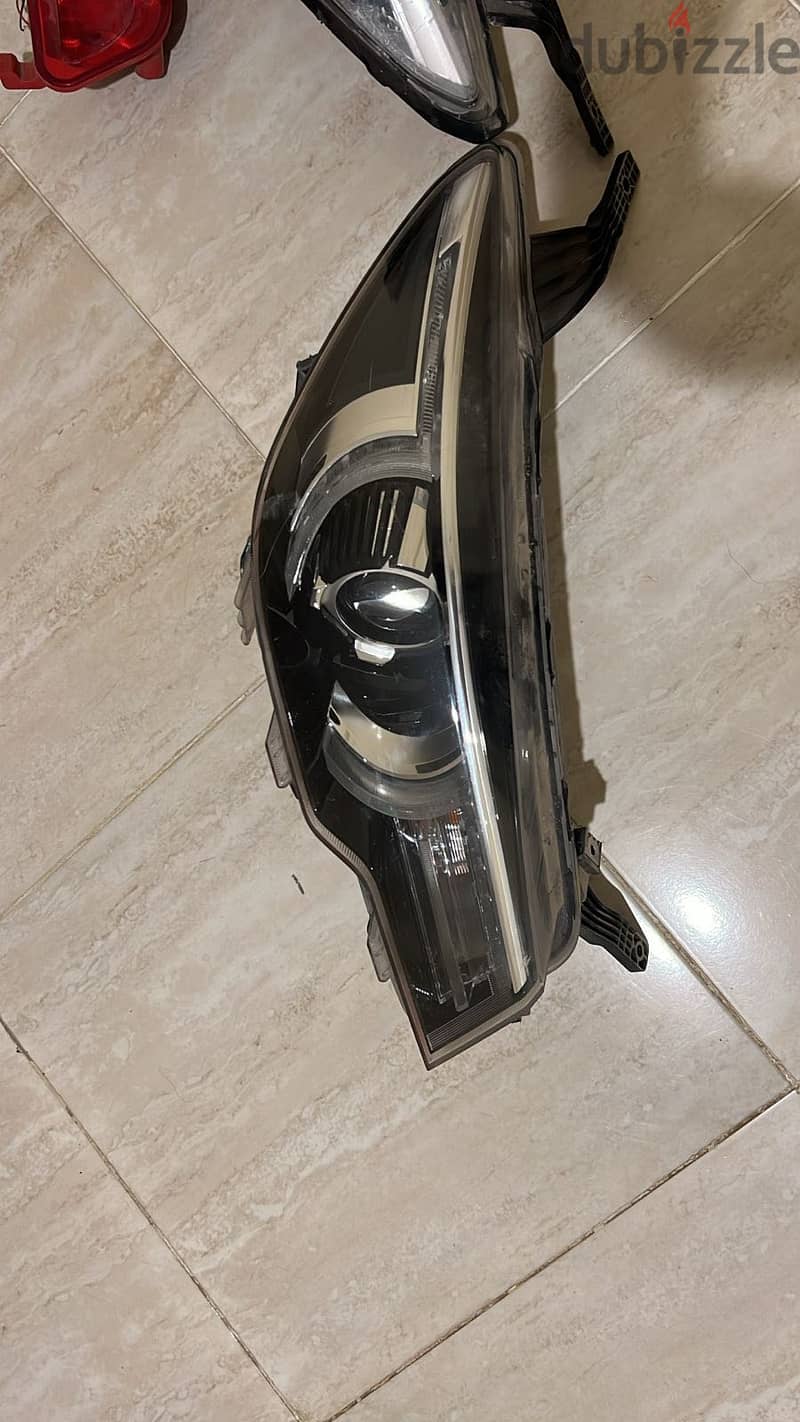 فوانيس MG ZS 2022 5