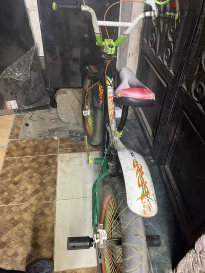 ‏دراجةBMX