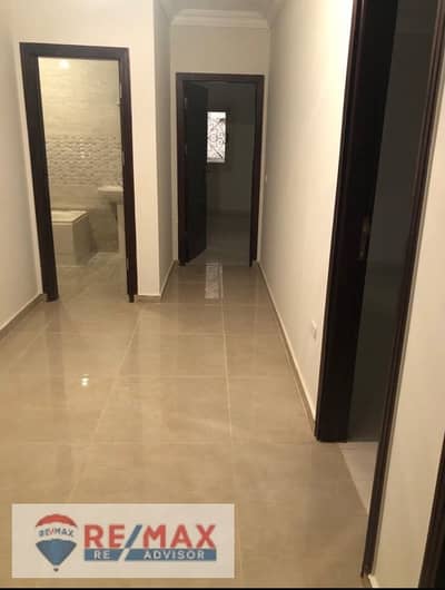 Apartment for Rent in the Eighth District – Sheikh Zayed