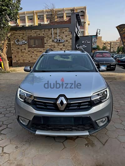 رينو سانديرو ستيب واى 2023