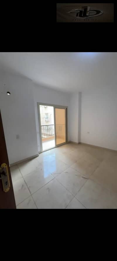 Apartment for sale in South Investors
