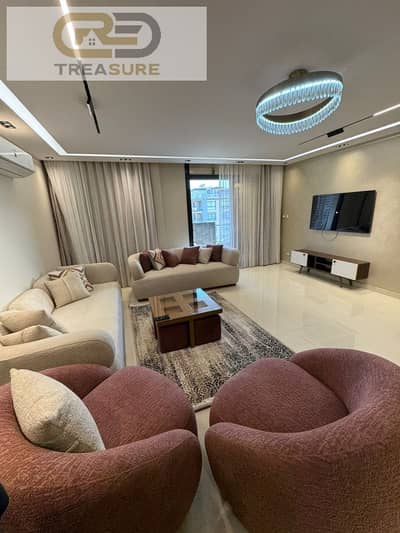Fully furnished Penthouse for rent in Azad - new cairo
