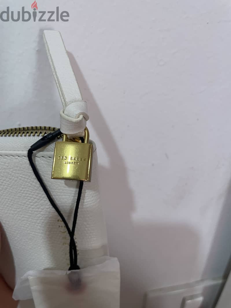 Ted Baker card holder 2