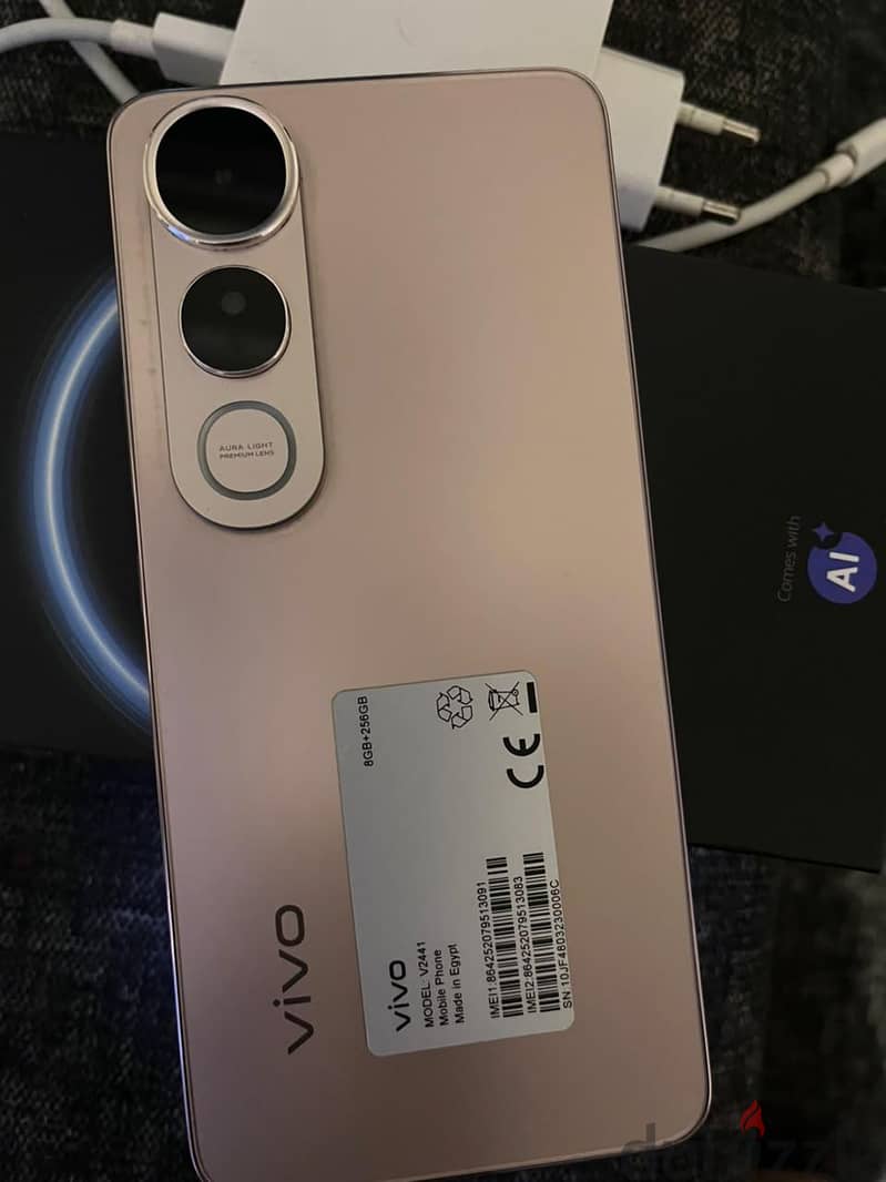 vivo v 50 lite 4