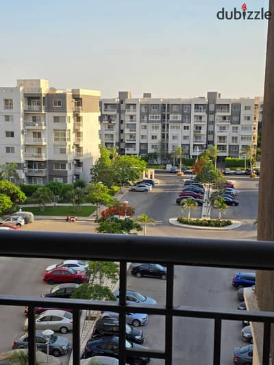 For sale Madinaty B10 apartment 140 meters   steps from the services  finishing by company   excellent location   consisting of 3 bedrooms, including a master bedroom  reception + kitchen + 2 bathrooms + 2 terraces