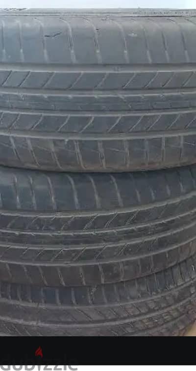 كاوتش مستعمل مقاس ٢٠٥/٥٥/١٦ بريدجيستون تركي