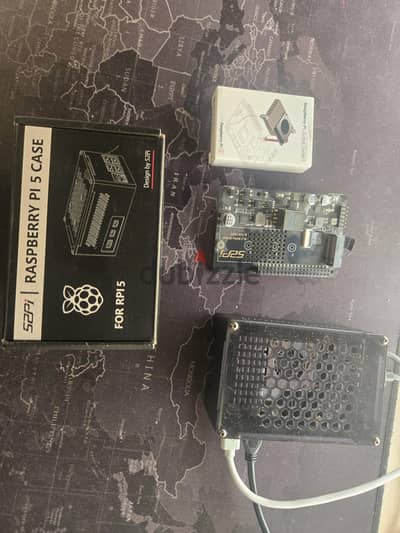 Raspberry Pi 5 8GB + Housing/A. Cooler/HDMI Cable/Power Supply