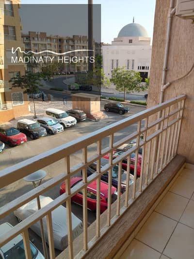 Apartment for sale cash in Madinty b11 area 116 meters prime location close to All seasons park mall Group 111 finishing company consisting of 3 bedrooms and 2 bathrooms view services second repeated floor paid in full required cash
