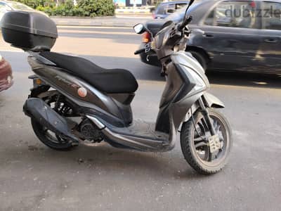 اسكوتر sym st200 موديل 2016