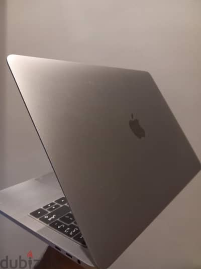 macbook pro touch bar 13 inches