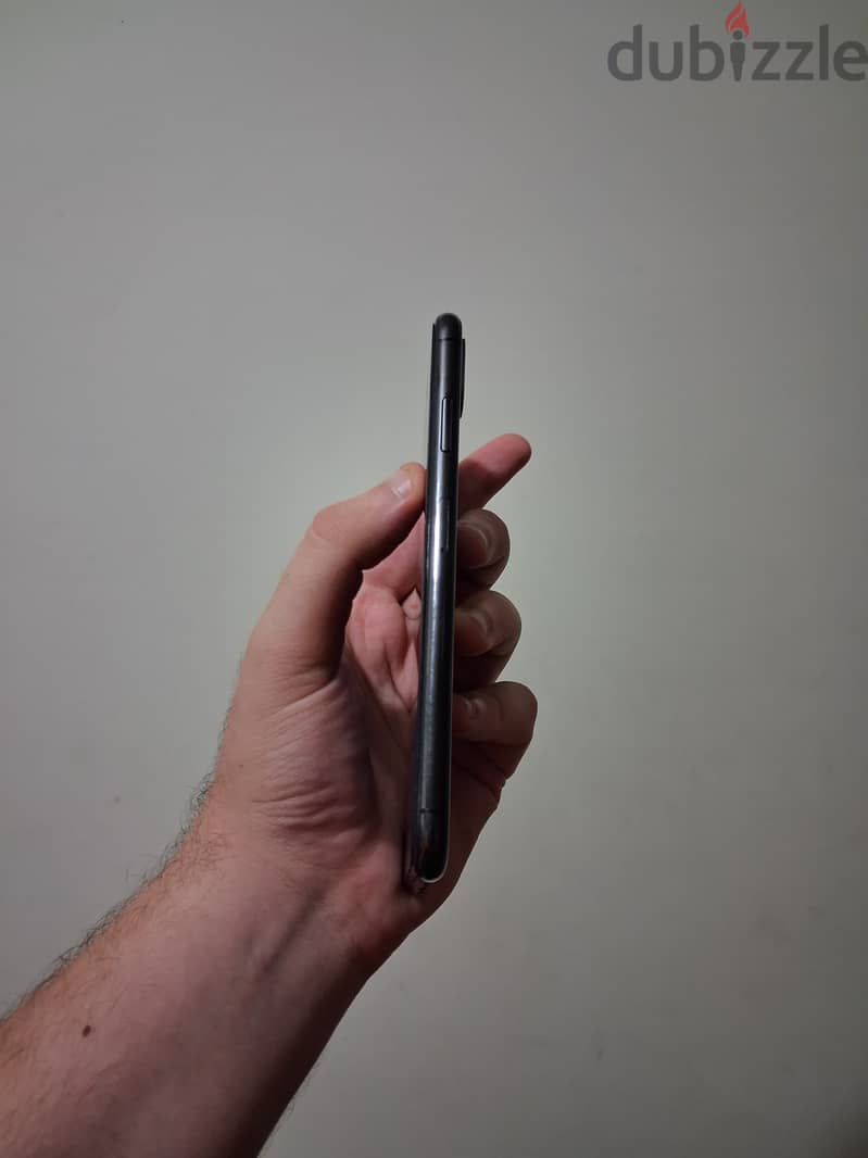 Apple - iPhone XS Max 7