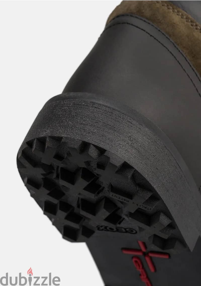 Geox leather boot size 43 4