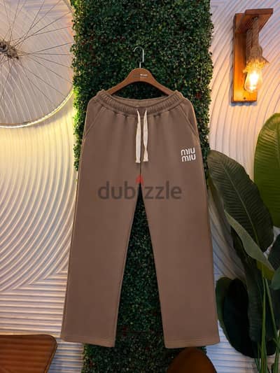 بناطيل من Luxury Brand  ستوكات