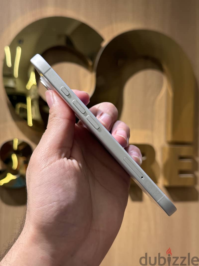 Apple - iPhone 16 3