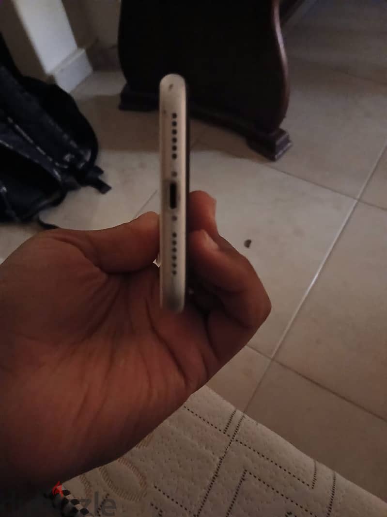 Apple - iPhone 11 5