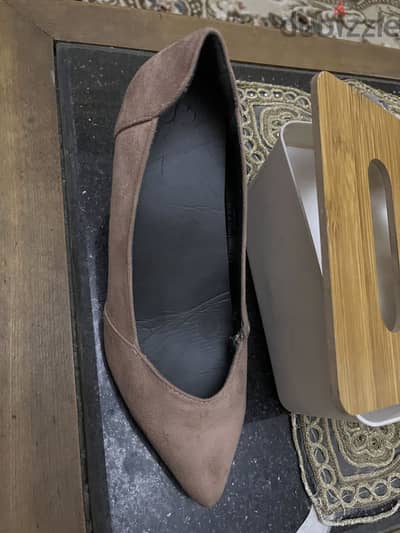 3 used shoes