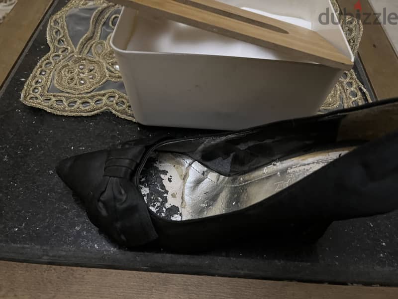 3 used shoes 1
