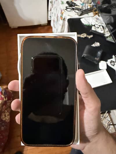 Apple - iPhone 13