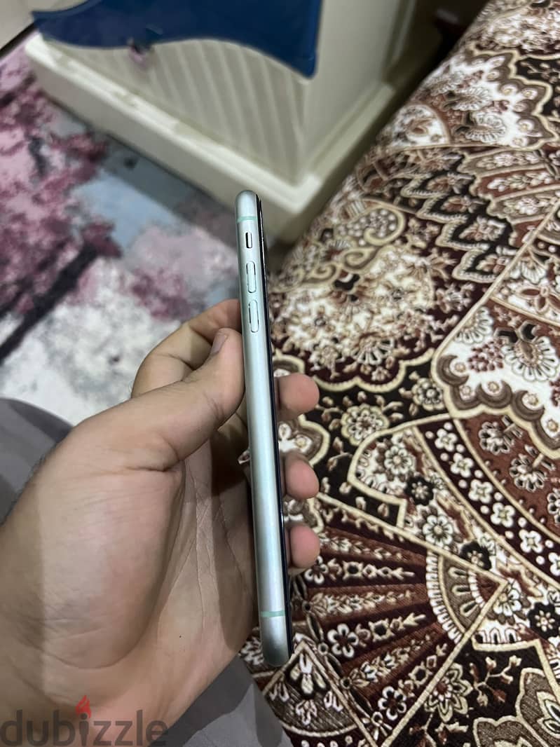 Apple - iPhone 11 1