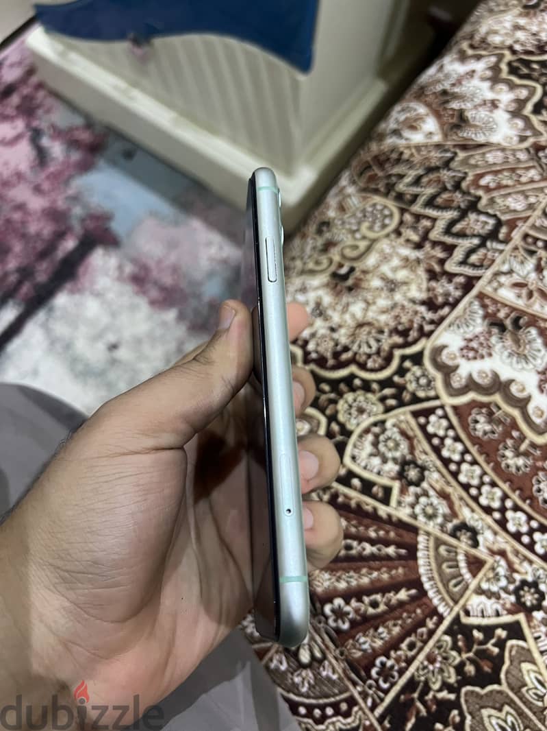 Apple - iPhone 11 5