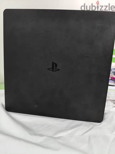 ps4 حالته مناسبه للبيع