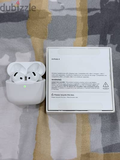 AirPods 4