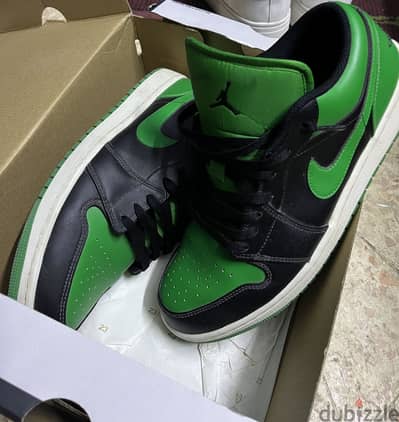 Air Jordan 1 Low 'Lucky Green' Condition: Used twice only