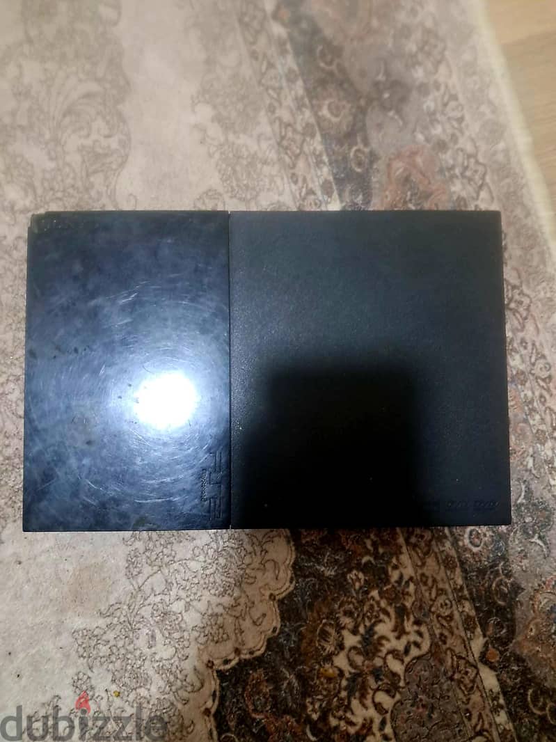 PlayStation 2 Slim 1