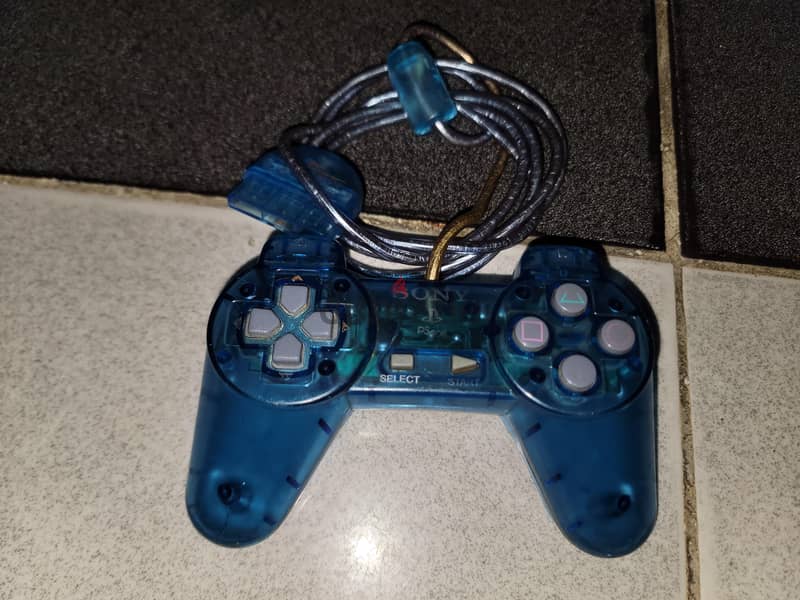 ps1 slim للبيع (اقرا الوصف) 1