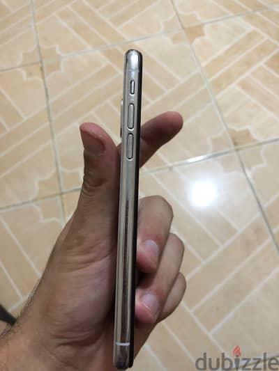Apple - iPhone X