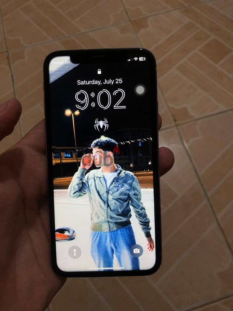 Apple - iPhone X 1