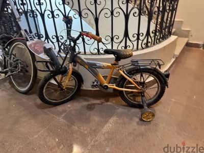 عجله مقاس ١٦ بالسنادات  كالجديدة  Bicycle size 16 like new