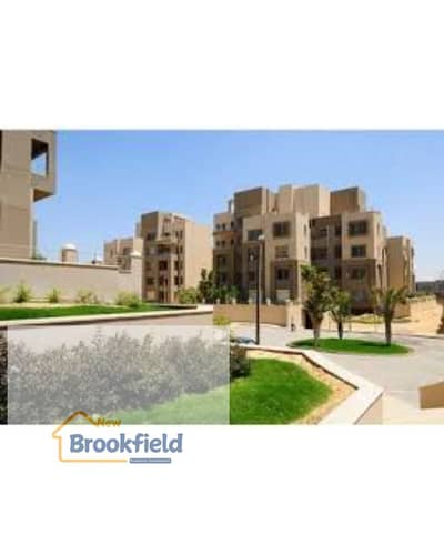 شقه للايجار بالمطبخ والتكييفات فى كمبوند فيلدج جيت بجوار شارع التسعين والجامعة الامريكيه Apartment for Rent in Village Gate