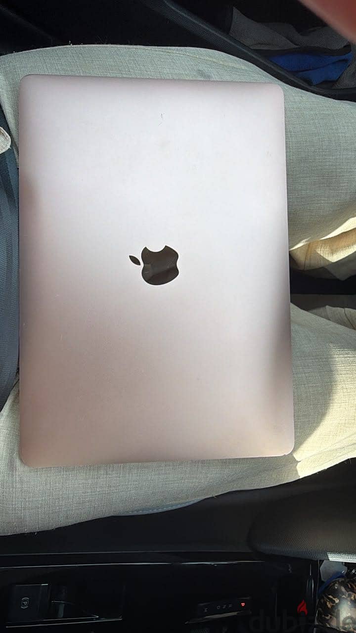 MacBook air 2020 1