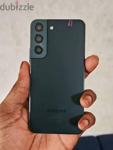 Samsung S22 كالجديد