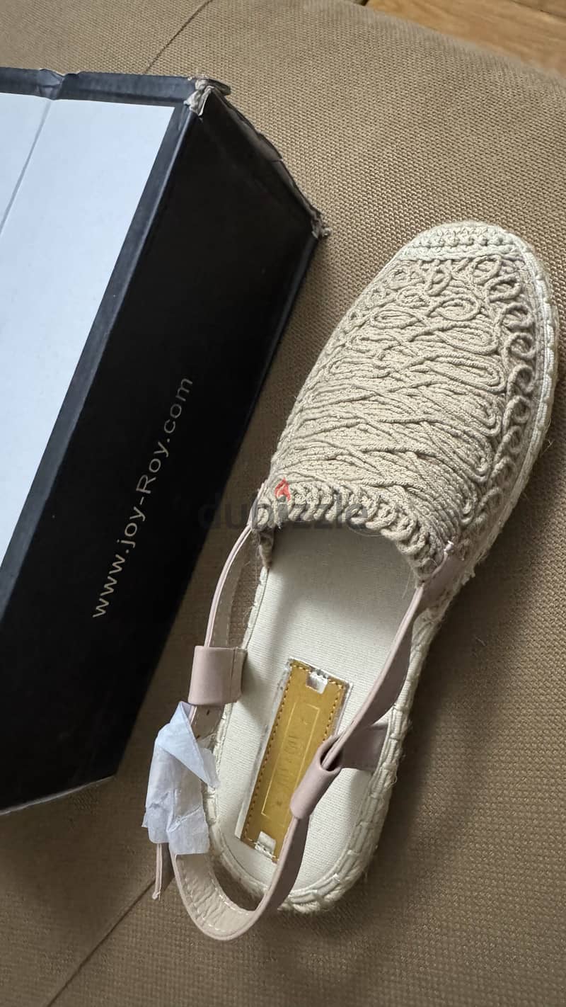 New joy and roy sandal 1