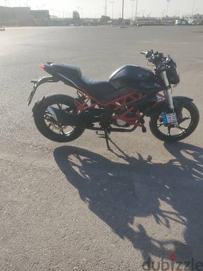 Benelli tnt 150