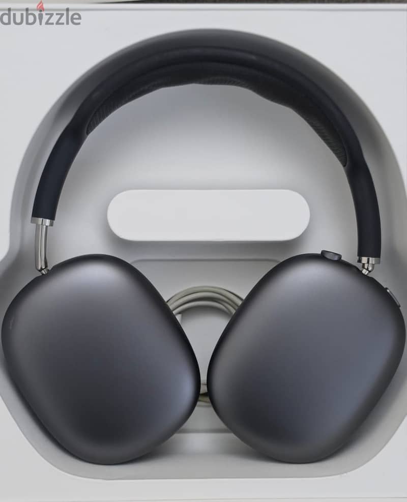 Apple Airpods max (lightning) 1 1
