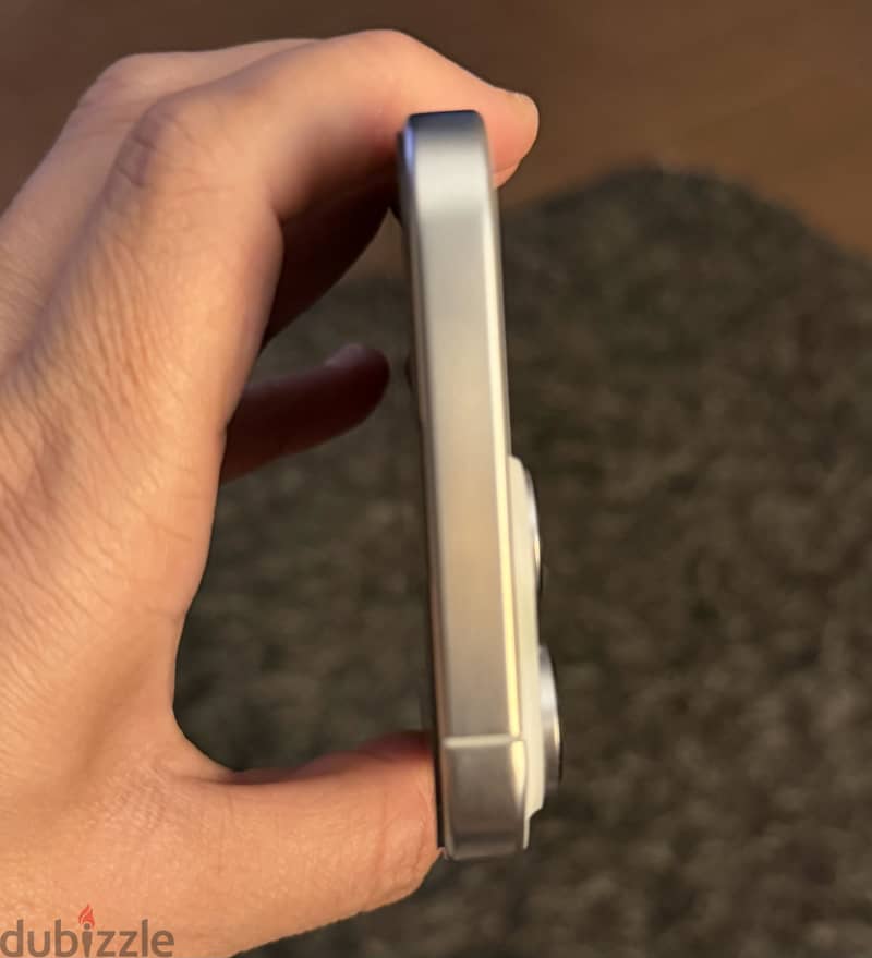 Apple - iPhone 16 Pro Max 5