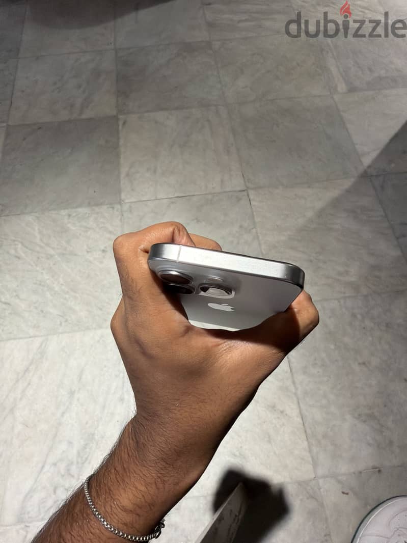 Apple - iPhone 15 Pro 3