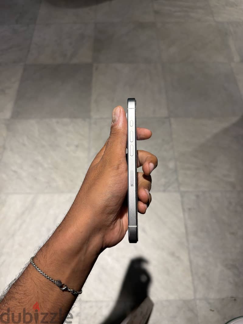 Apple - iPhone 15 Pro 4
