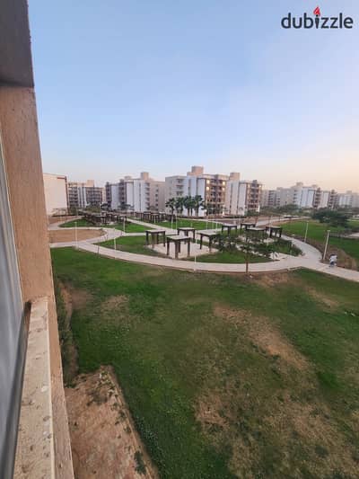 Apartment for rent in Wasal Residence Compound - The most distinctive apartment for rent inside the compound, area: 170 square meters, Fifth floor, wide wide garden next to the services