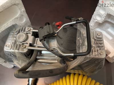 Air Compressor, 2 cylinder with LED Light
