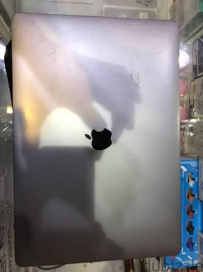 MacBook pro 2019