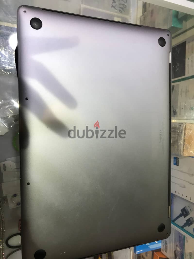 MacBook pro 2019 9