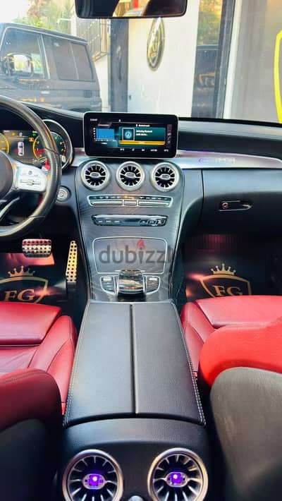 Mercedes-Benz C300 2020