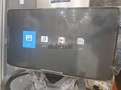 شاشة LED مقاس 43 بوصة – حالة ممتازة وسعر مميز 