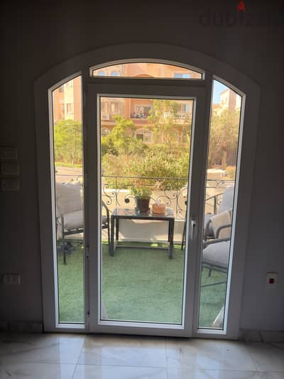 باب بلكونه UPVC