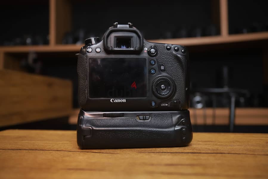 Canon 6D mark i 2