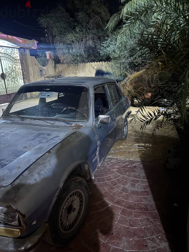 بيجو 504 1977